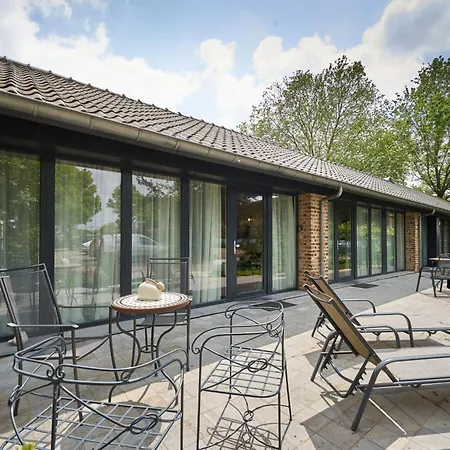 Meschermolen Bed & Breakfast *