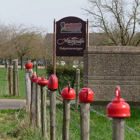 Meschermolen Bed & Breakfast *